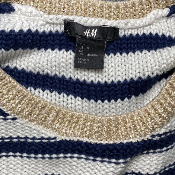 H&M Women’s Striped Knit Sweater Sz Small - Picture 2 of 2